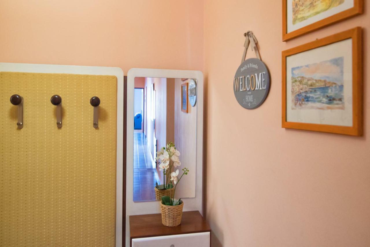 Casa Maccers Appartement Giardini-Naxos Buitenkant foto