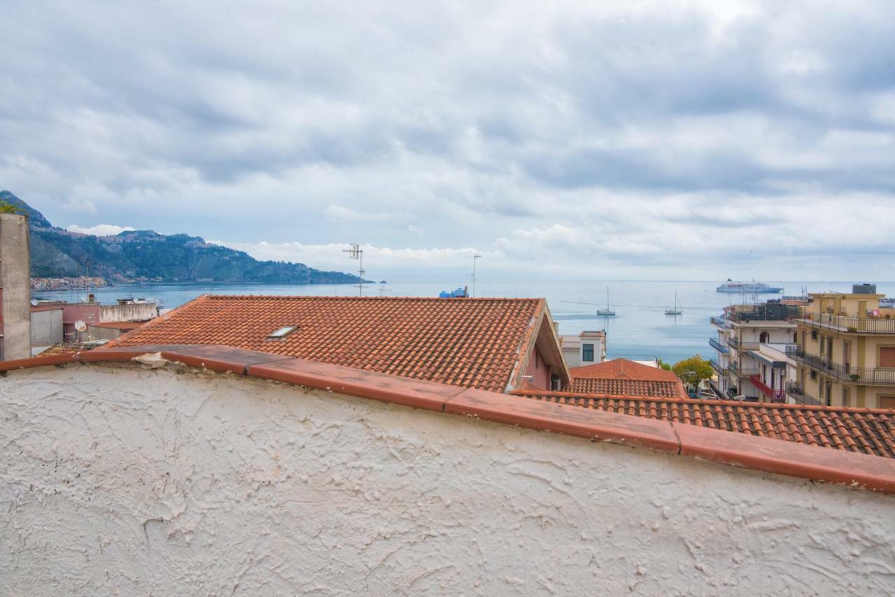Casa Maccers Appartement Giardini-Naxos Buitenkant foto