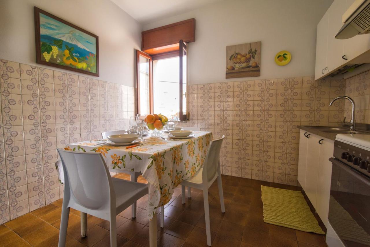 Casa Maccers Appartement Giardini-Naxos Buitenkant foto